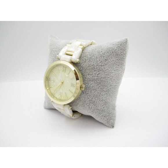 Women INC Quartz WR Analog 35mm Round Watch (H348) "New Battery" - Picture 4 of 9